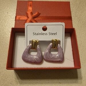 Perfect Gift!🎁. New! Lavender Swirl Geometric Earrings 💜